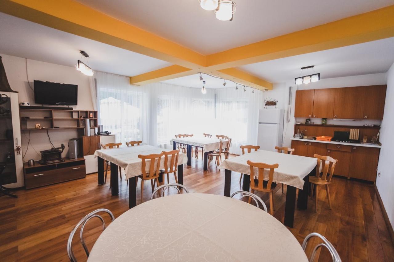 La Padure Pensiune-Restaurant Novaci-Străini 외부 사진