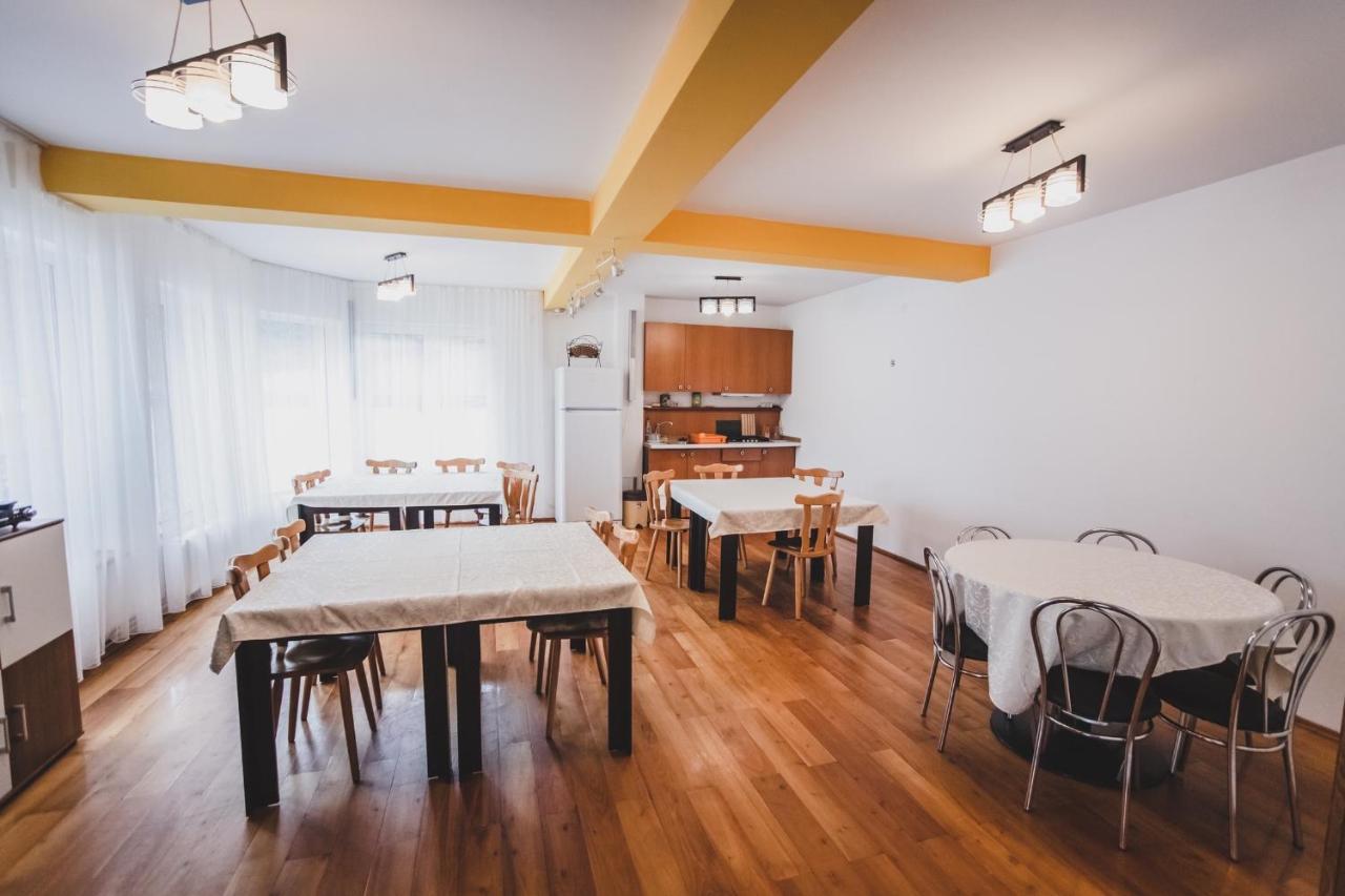 La Padure Pensiune-Restaurant Novaci-Străini 외부 사진